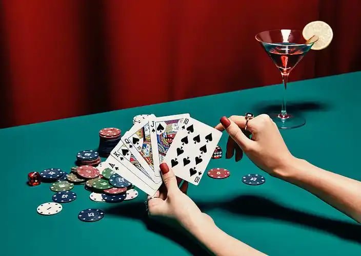Sistem tier loyalitas kantorbola dengan benefit progresif dari Bronze hingga Diamond